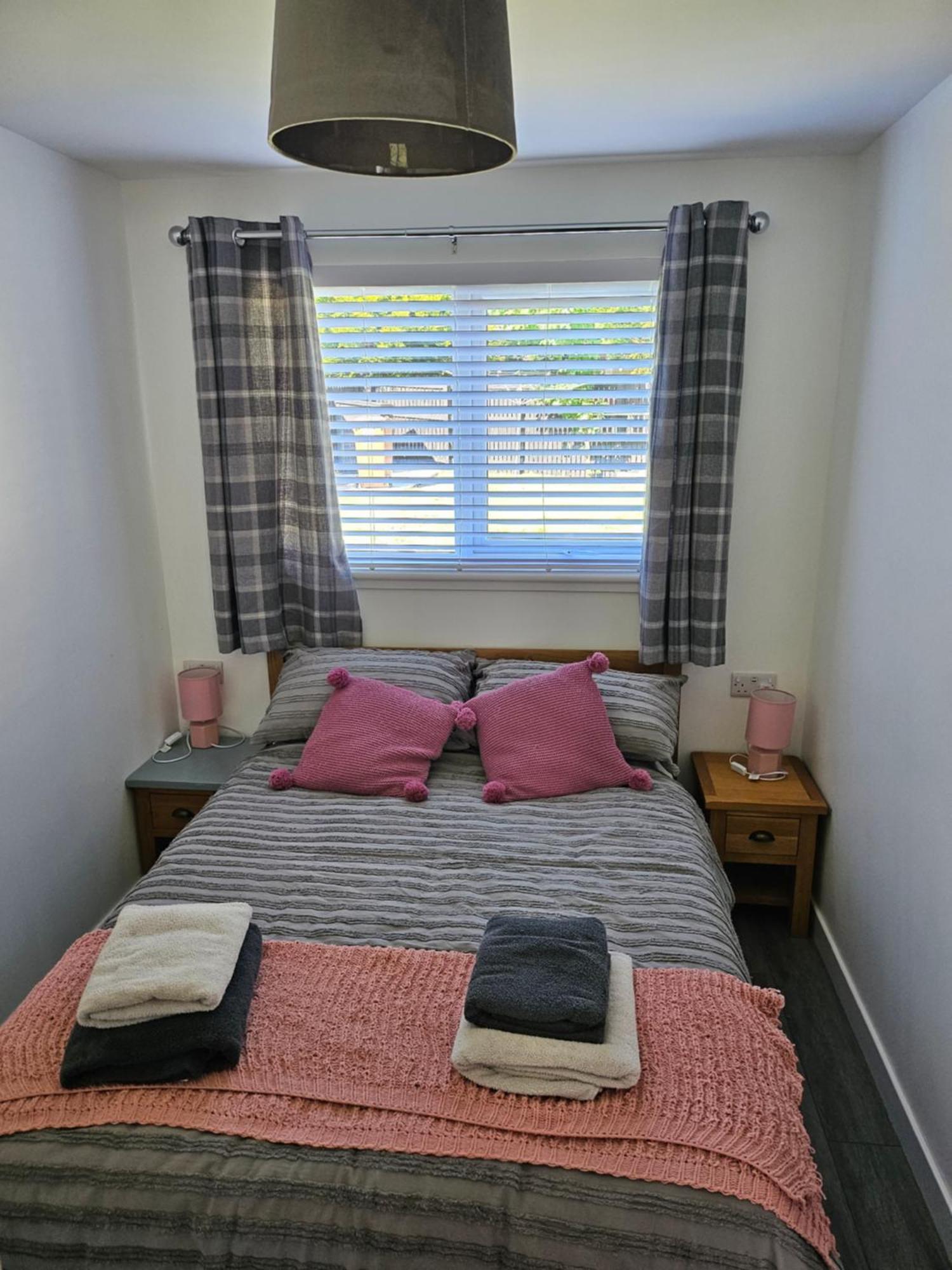 5 Fulmar Road**next To West And Golf Course * Lossiemouth